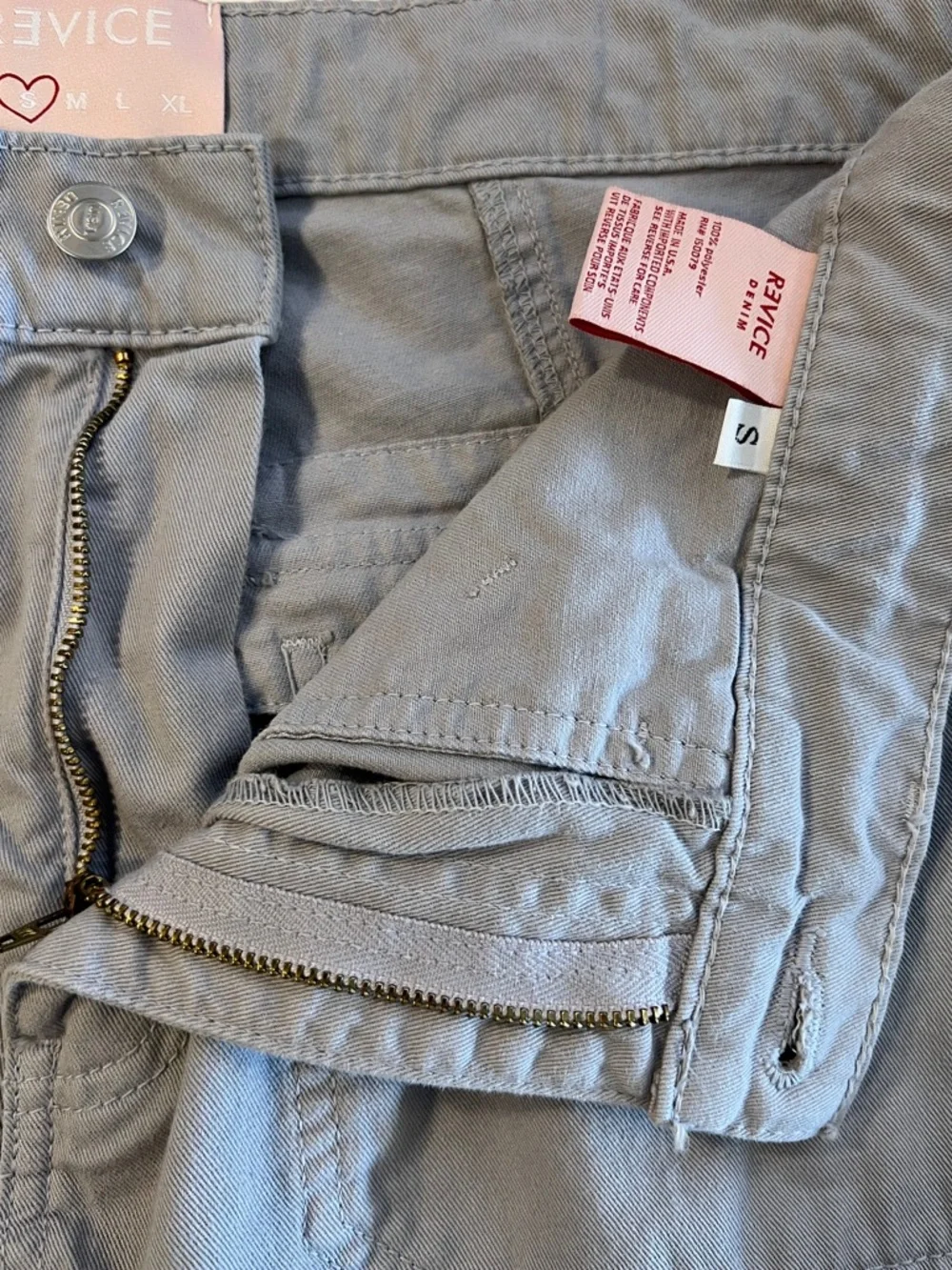 REVICE Women’s Size S Light Gray Maverick Wide-Leg‎ Cargo Pant